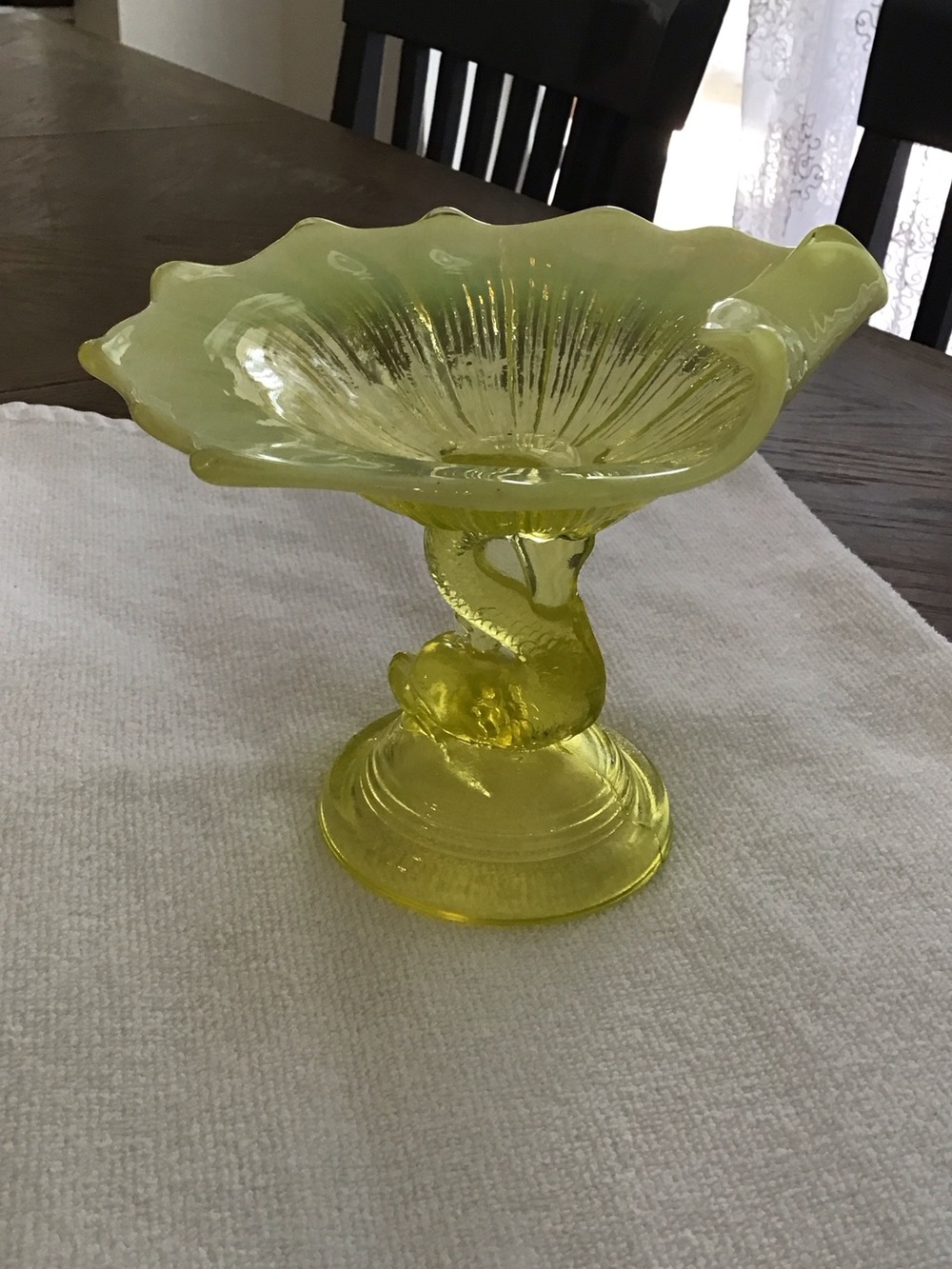 Vintage Vaseline uranium glass dolphin/fish stem compote - Picture 6 of 11